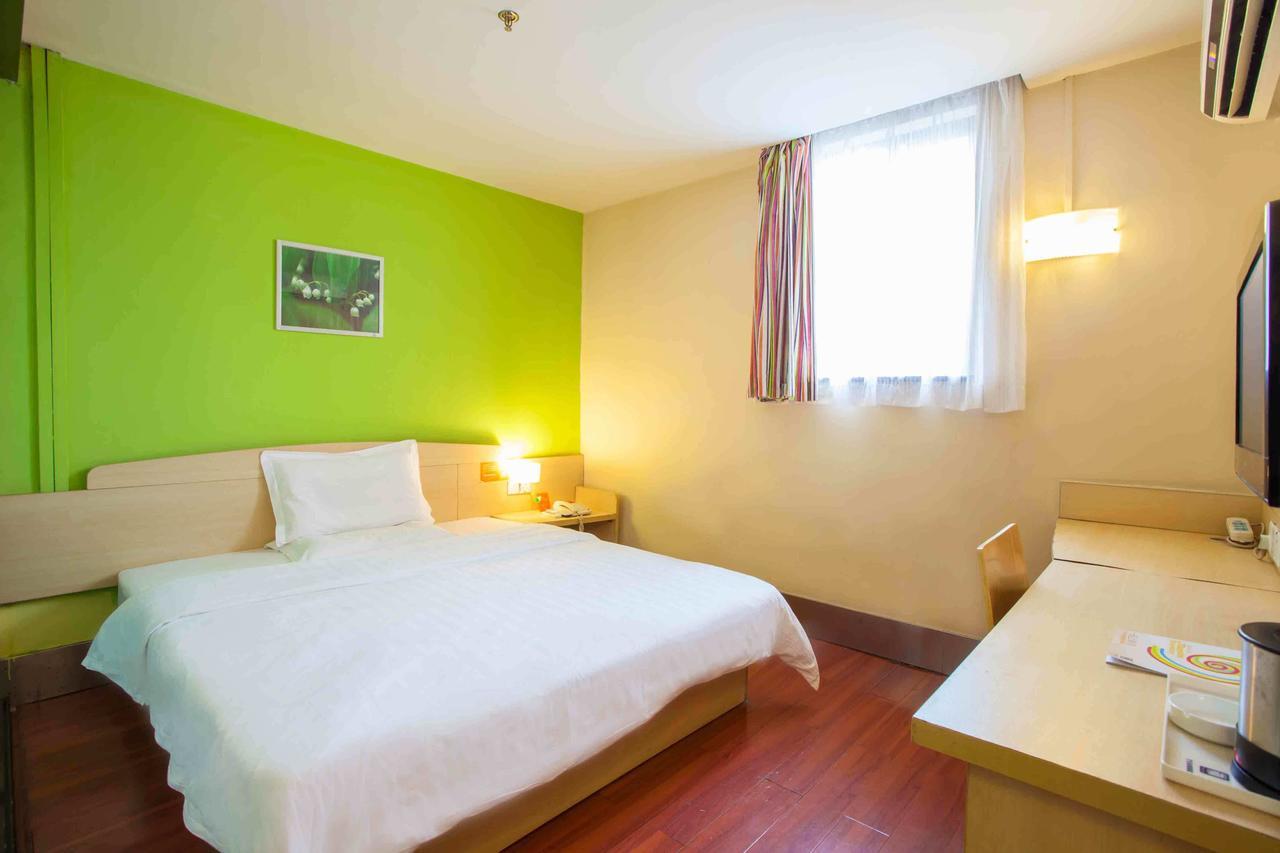 7Days Inn Wuhan Zhuankou Development Zone Jianghan University Ruang foto