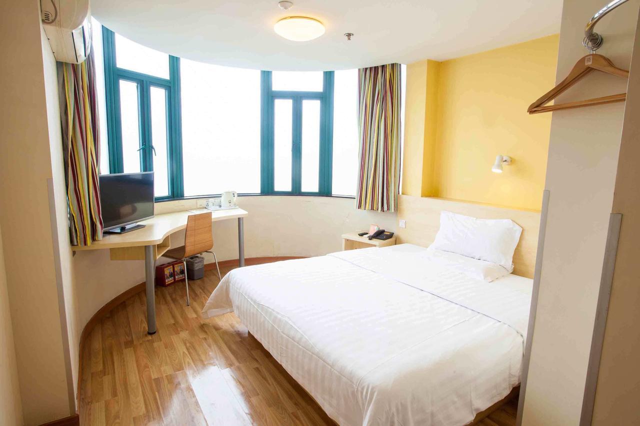 7Days Inn Wuhan Zhuankou Development Zone Jianghan University Ruang foto