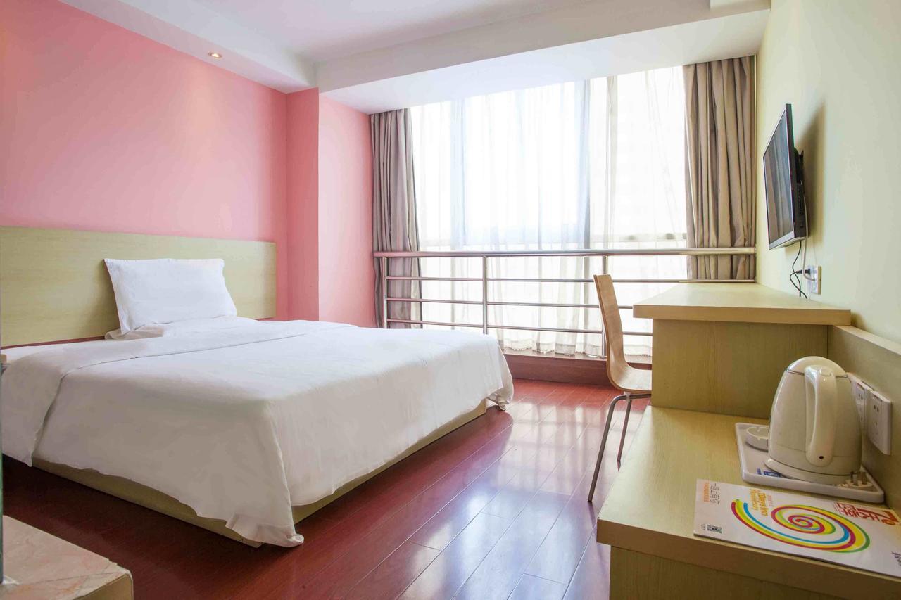 7Days Inn Wuhan Zhuankou Development Zone Jianghan University Ruang foto